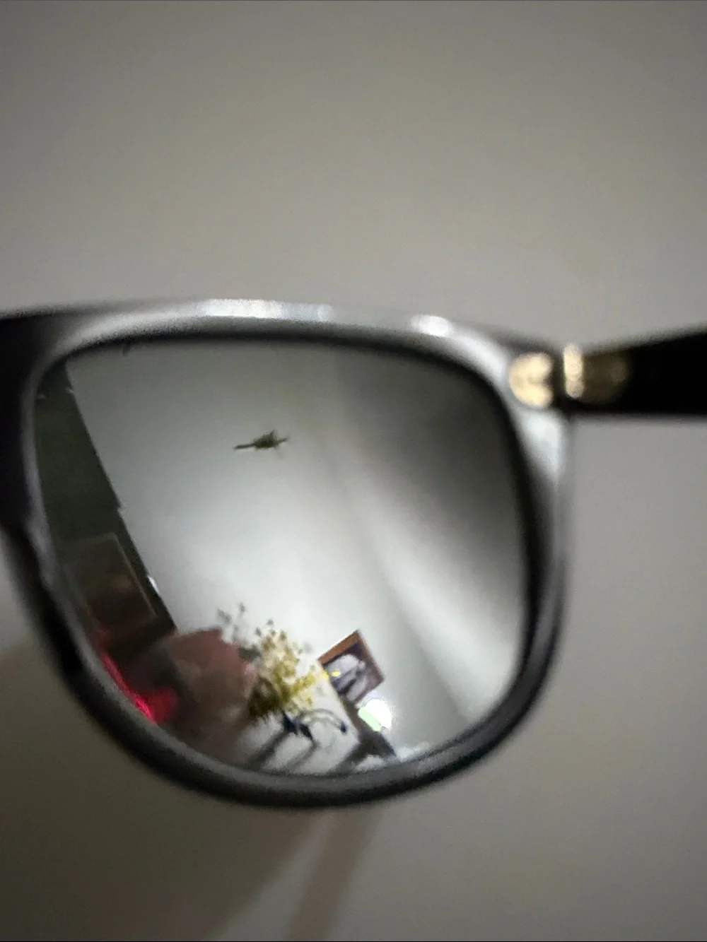 Ray-Ban RB2140 Black Sunglasses with Black Case 54-18-140
